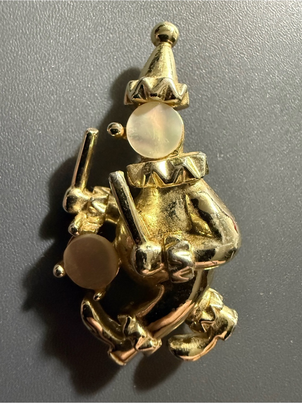 vintage figural clown drummer brooch